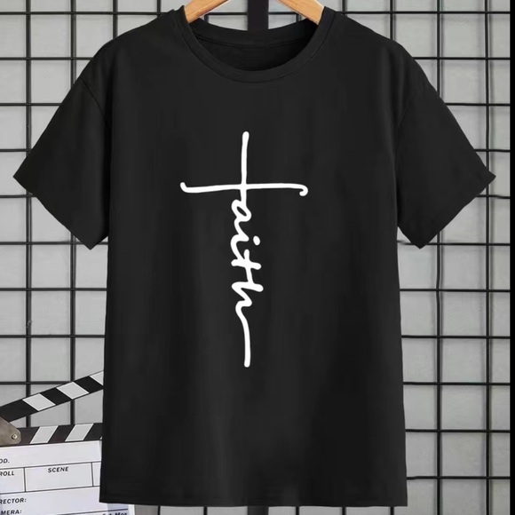 Faith Short Sleeve Top | SIZE M - Picture 2 of 4